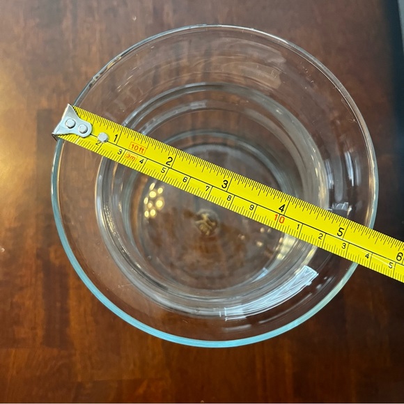 Glass Vase For Flower Arrangements From FTD - Picture 4 of 5